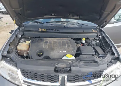 2013 Dodge Journey Crew z USA, uszkodzony, nr VIN 3C4PDCDG6DT538349